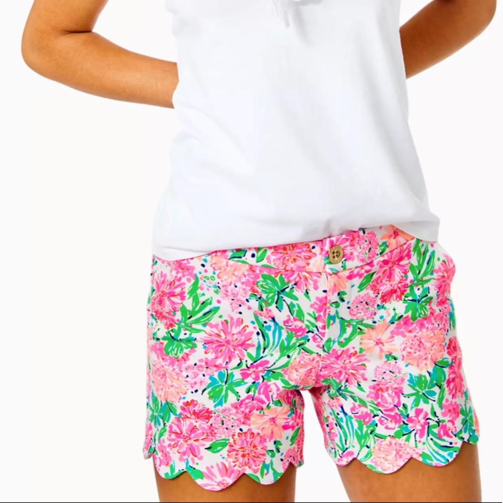 Lilly Pulitzer Buttercup Knit Short Size 2 NWT